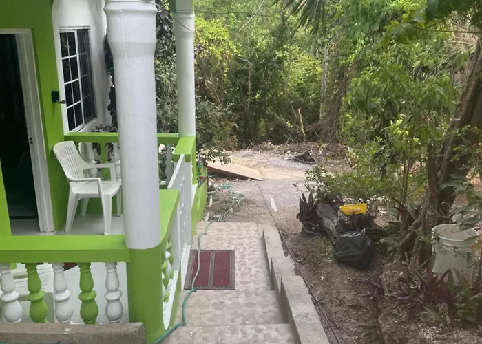 June's Comfort Paradise Apartment *